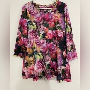 EUC Soft  Surroundings Top Womens Medium Floral Print Purple Tunic Crew Neck